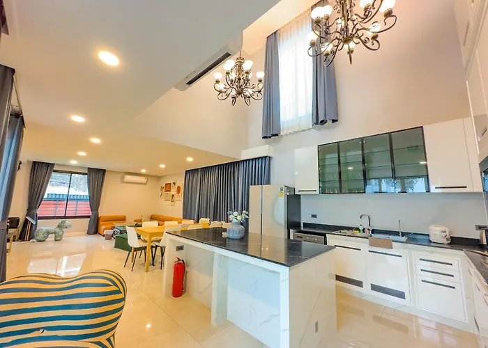 Villa 944summer Villa曼谷中心asok&tong Lor800海天别墅